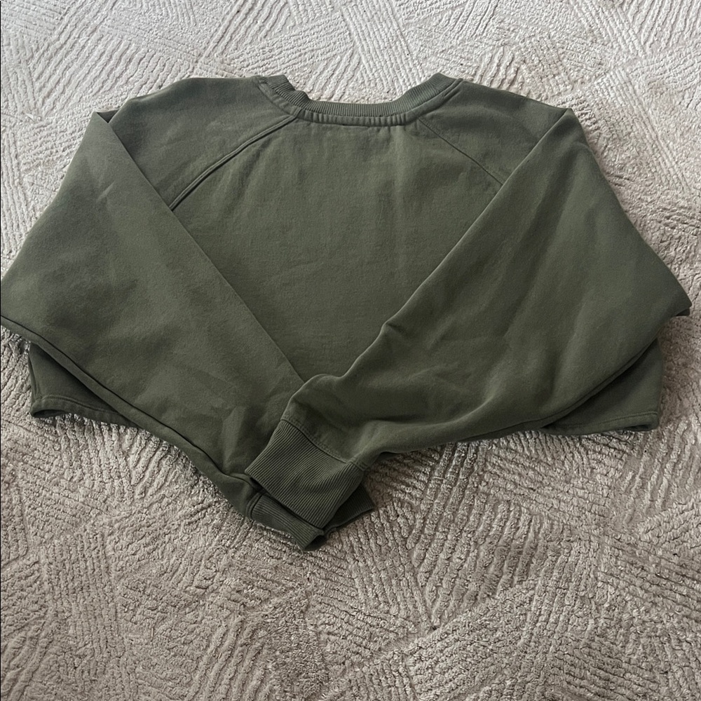 Women’s Calvin Klein Green Cropped Sweatshirt - Picture 3 of 3